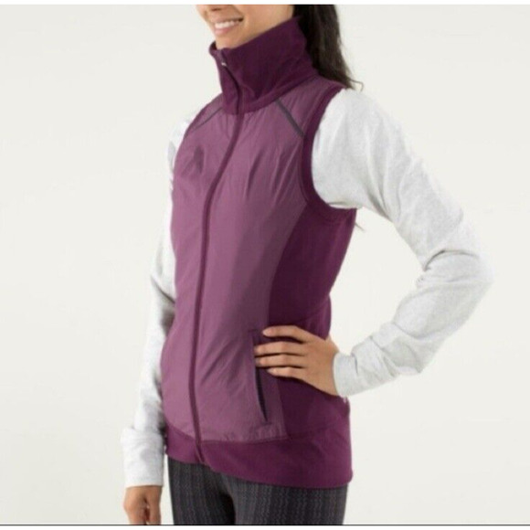 Lululemon WON'T STOP VEST Women's Size 4 Water Resistant Plum Rulu Slim Fit - Picture 3 of 15